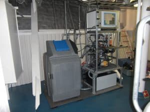 -4H- FerryBox: autonomous, low-maintenance measuring system