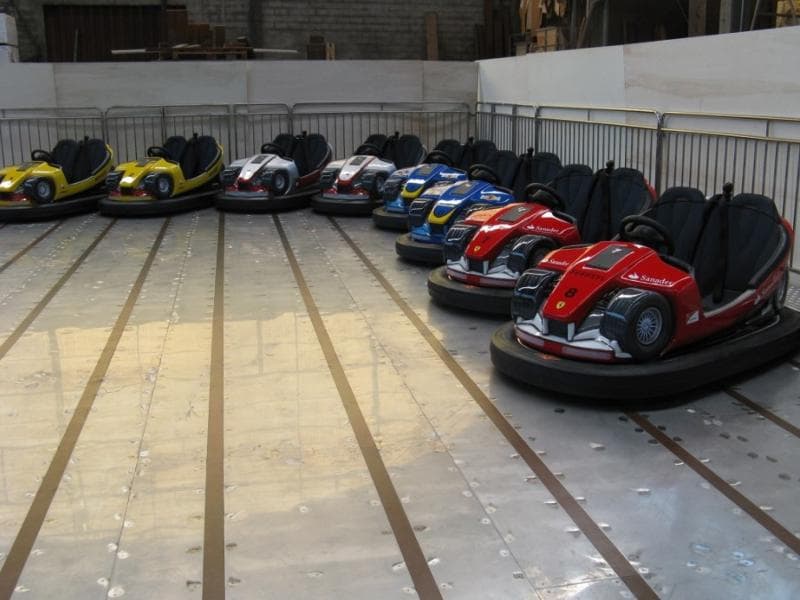 Bumper Cars Pavilion / Platform