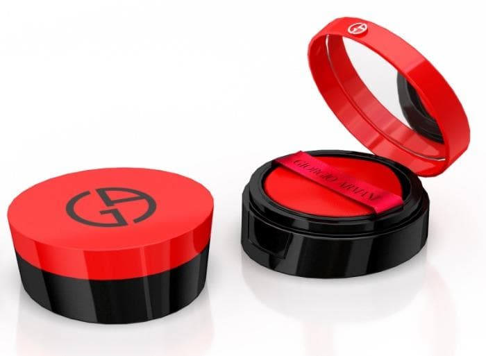 Giorgio Armani To Go Essence In Foundation Cushion