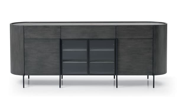 Деревянный буфет с четырьмя дверцами и тремя ящиками