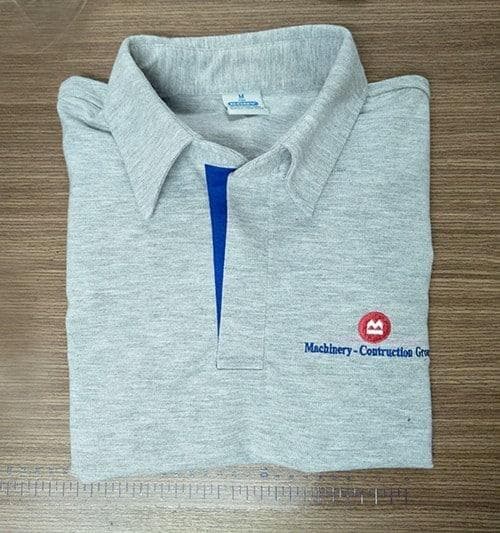 T-shirt with shirt neck T63