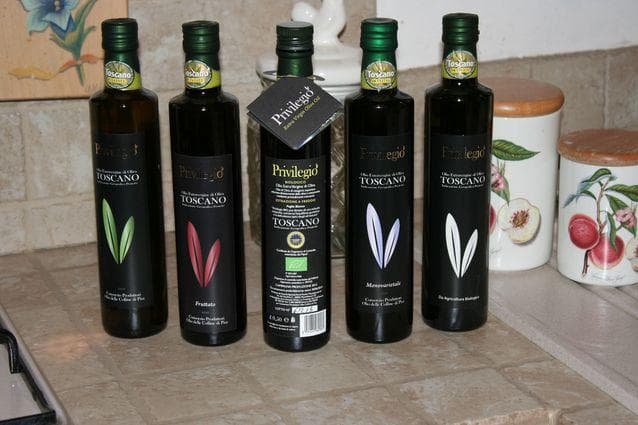OLIO EXTRA VERGINE DI OLIVA