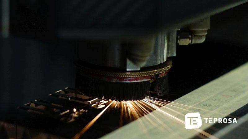 Laser-Präzisionsschneiden von Feinschneidteilen