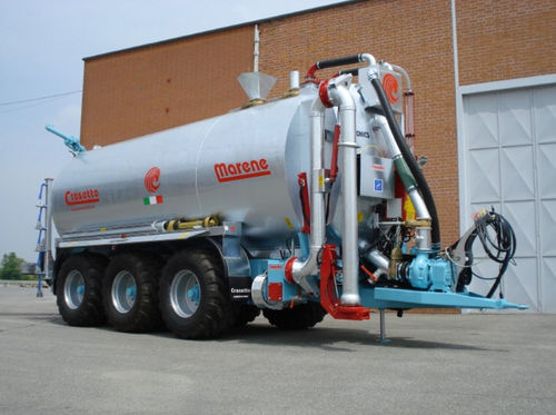 3 dingilli sıvı gübre dağıtıcı tanker  31.000 litre