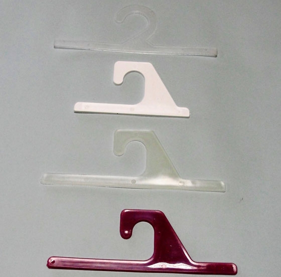 plastik elbise askilari 