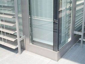  ticari binalar ve apartmanlar icin pencereler