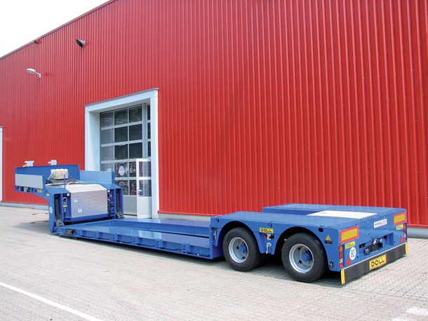 2-AXLE DOLL SANTA LOW CARRIER TRAILER