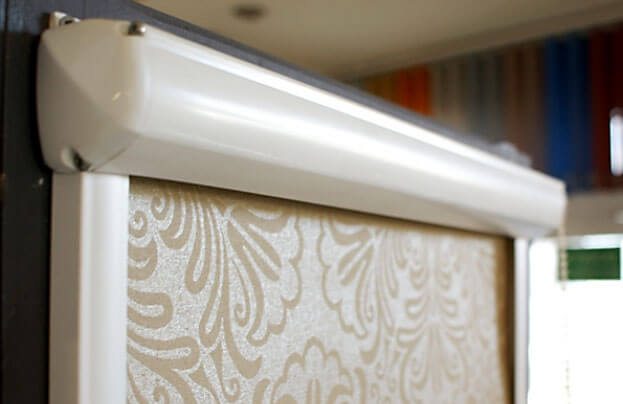 roller blind ic