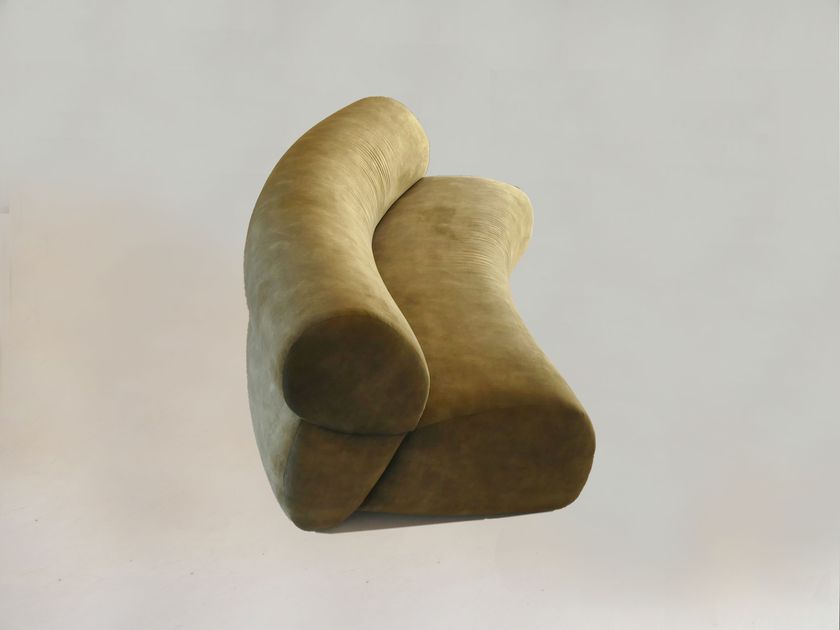 PIPA - 3 seater curved velvet sofa-12