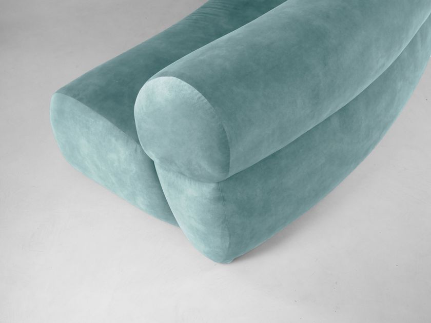 PIPA - 3 seater curved velvet sofa-4