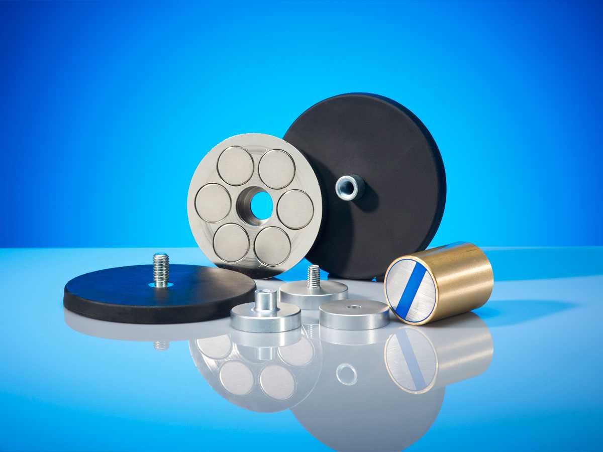 Neodymium (NdFeB) pot magnets