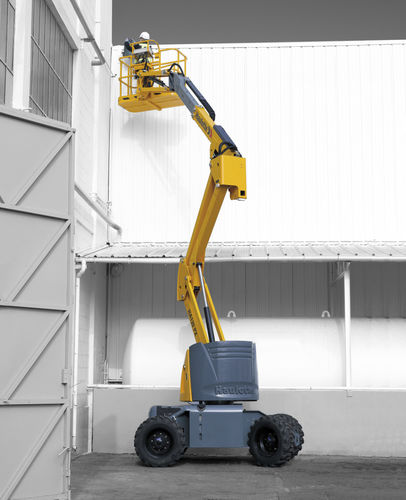 Plataforma hidráulica de la pluma móvil con motor diesel HA 120 PX