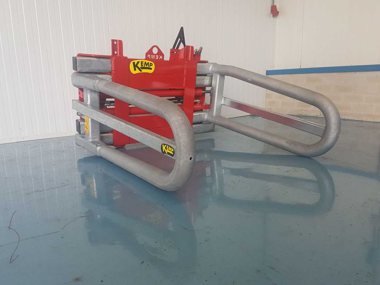 Standard bale clamp 