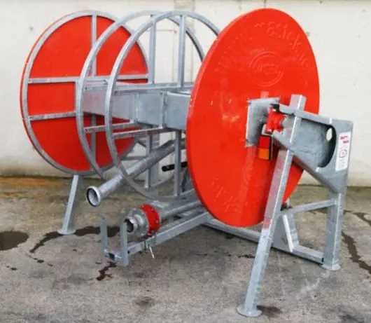 Manure hose reel