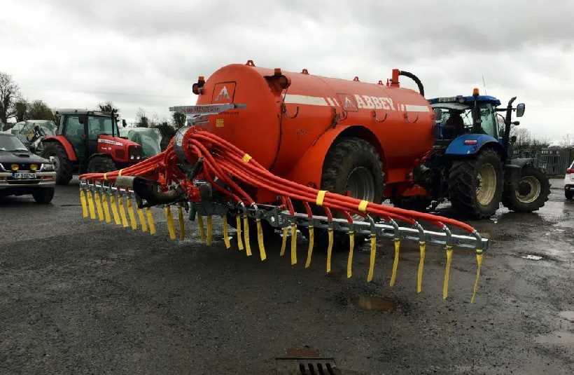 Katlanabilir serpme bomu