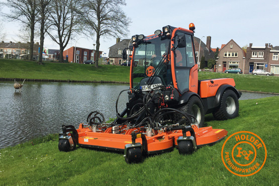 Holder C 270 300 cm GMR Tripleks  çim biçme makinesi ataşmanları ile