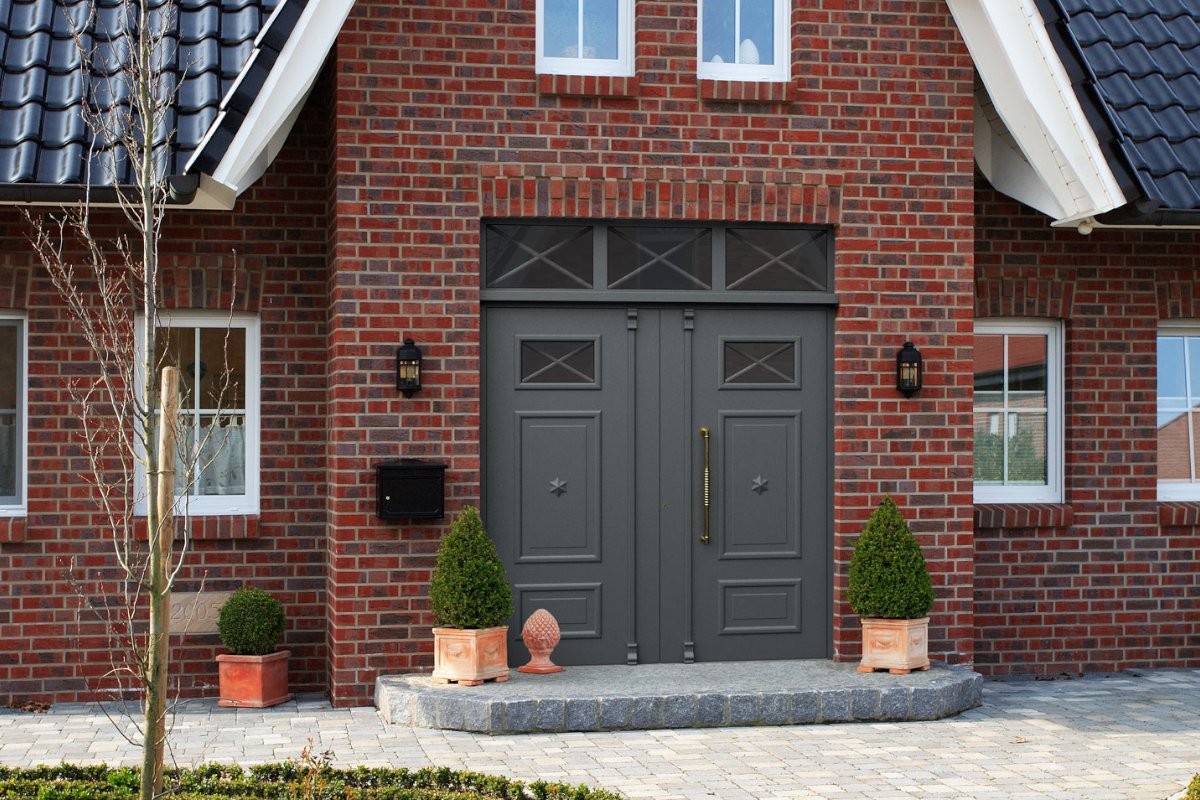 Main house entrance doors