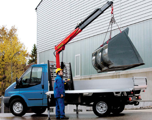 HAFİF KAMYON VİNÇ   PK 2700