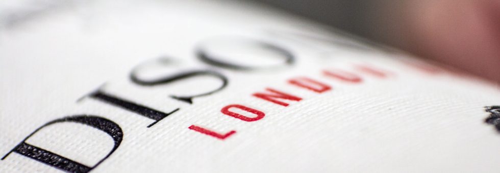 клейкие этикетки на бутылки