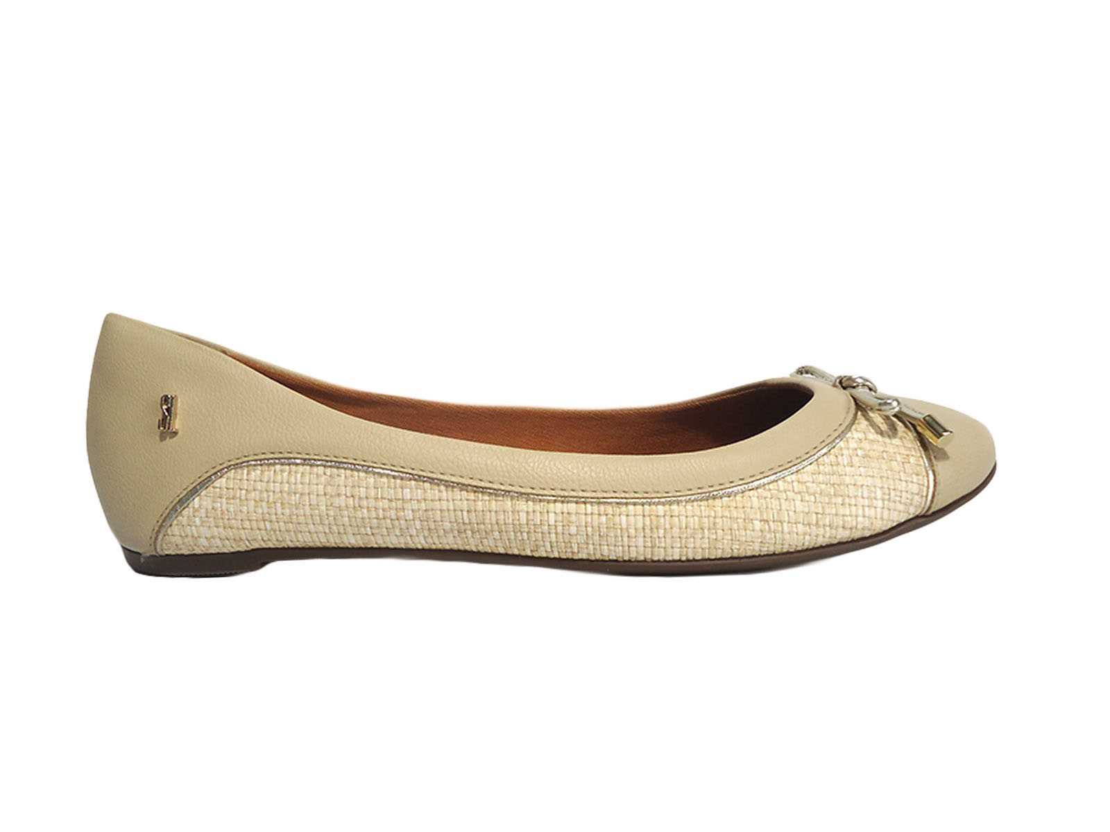 женские туфли на плоской подошве