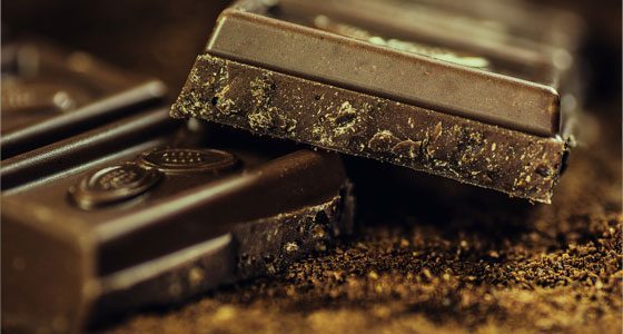 CHOCOLATE, PASTA E NATAS