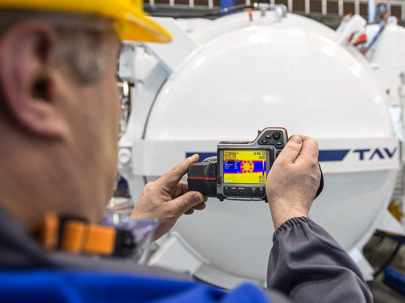 Thermal imaging camera