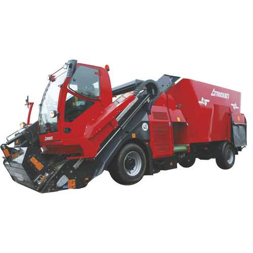 VERTICAL MIXING WAGON  / Triotrac New Edition self-propelled feed mixer