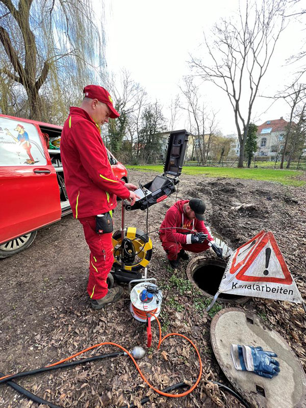 abertura de tubo de fossa séptica