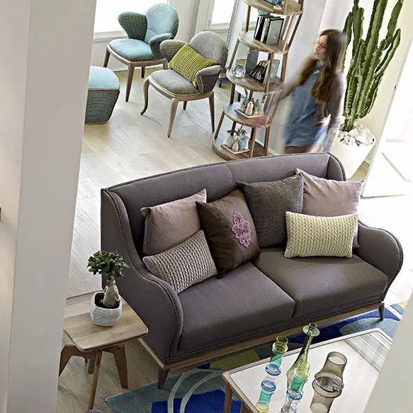 Traditional sofa WAVE