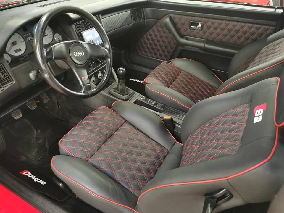revestimento interior automóvel