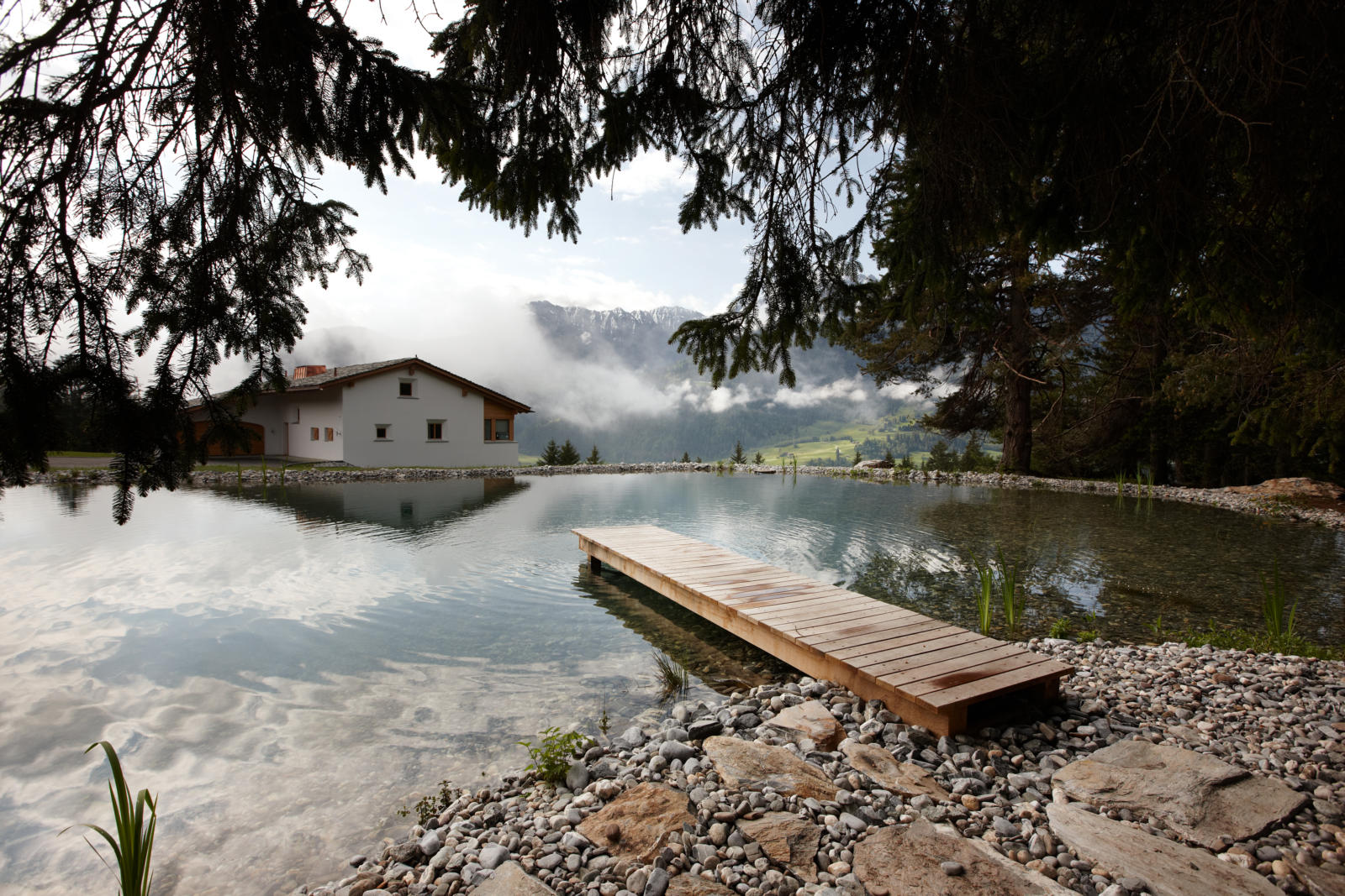 ZUBER AUSSENWELTEN AG