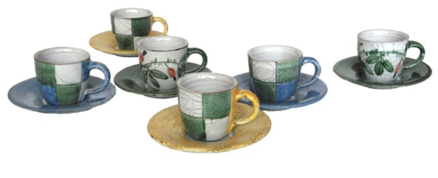 100% handmade ceramic mugs