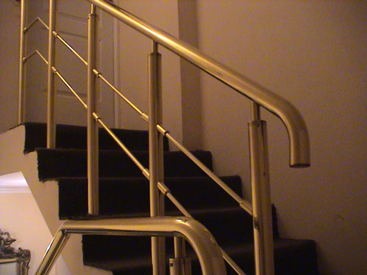 rampe d'escalier laiton