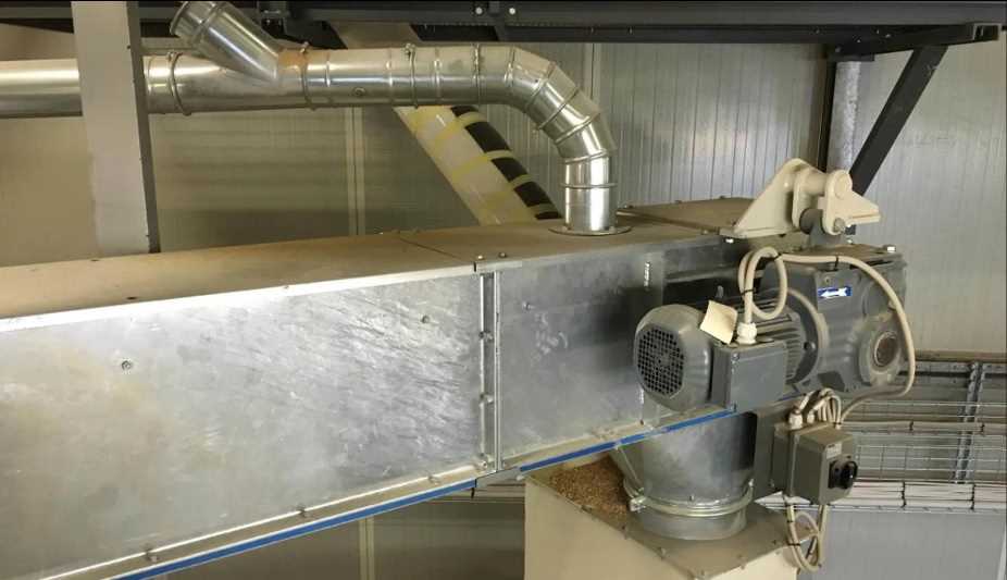 Mechanical transports  / REDLER TYPE CHAIN CONVEYORS