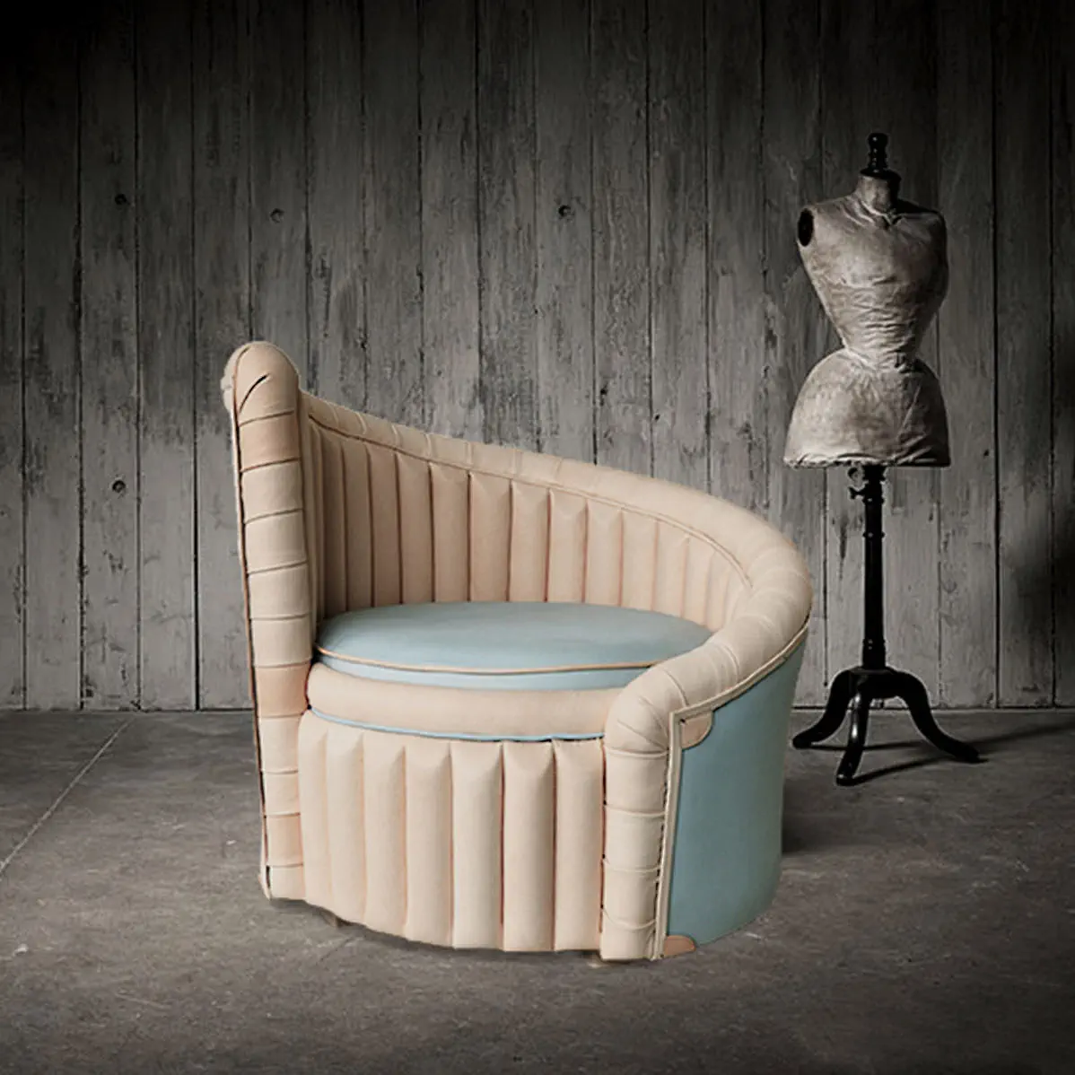 Original design armchair TWIST