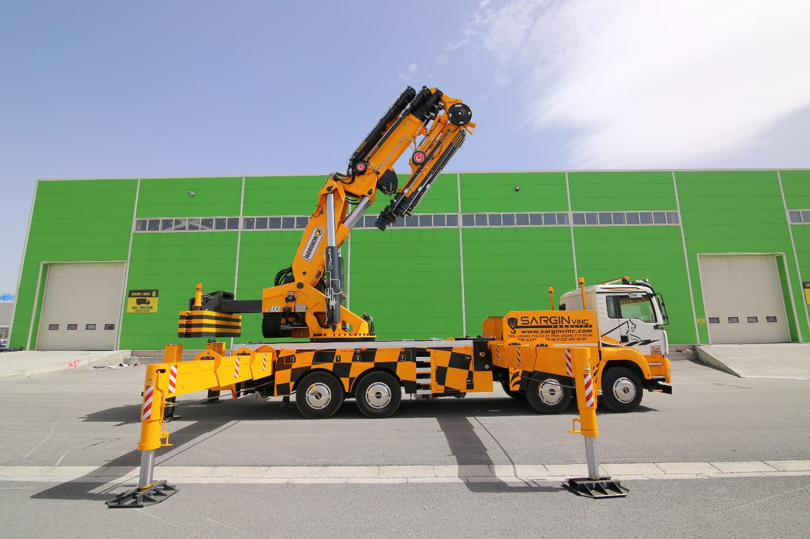 мобильный кран / автокран