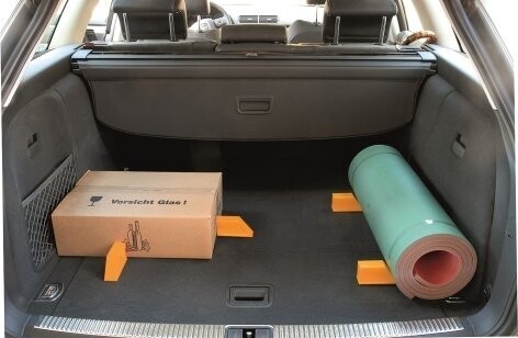 Arabalar icin cirt cirtli bagaj rafi