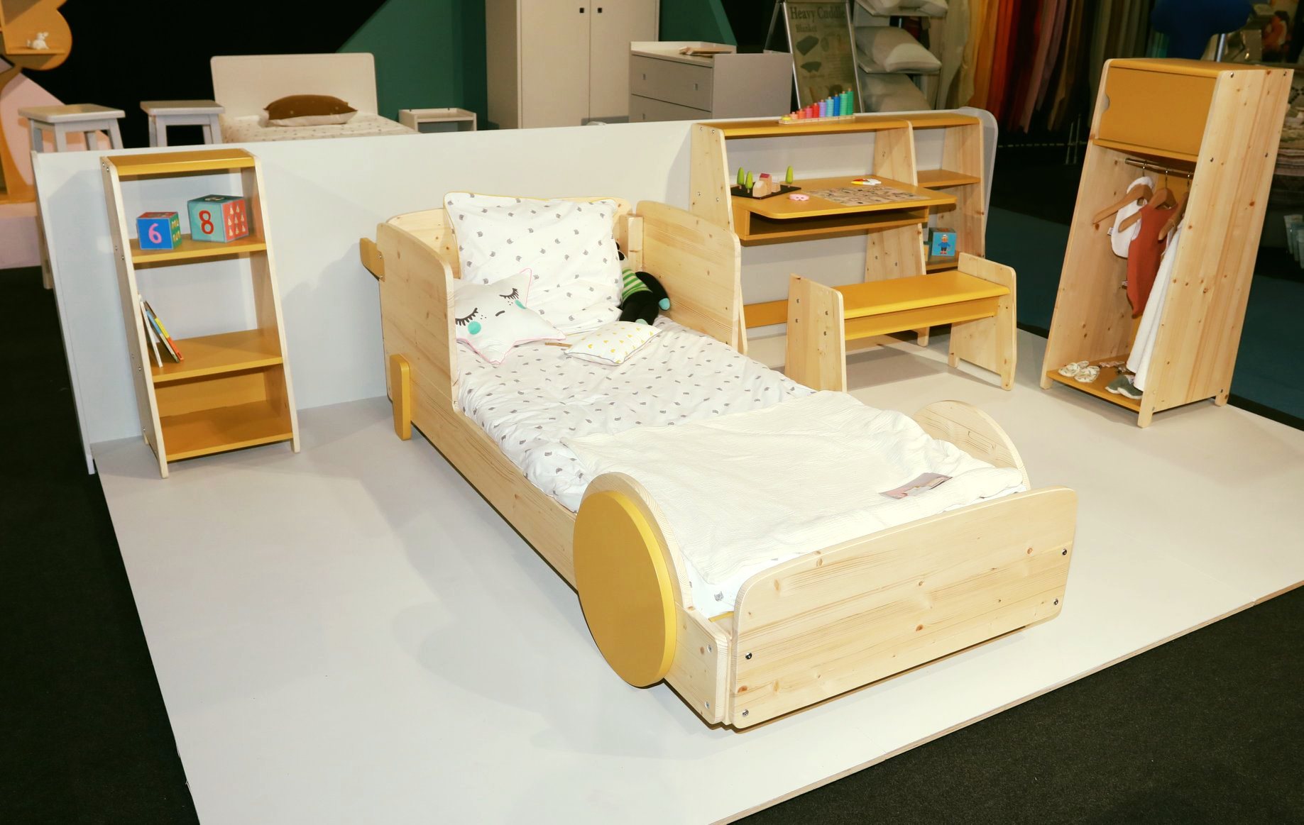 غرفة نوم أطفال خشبية