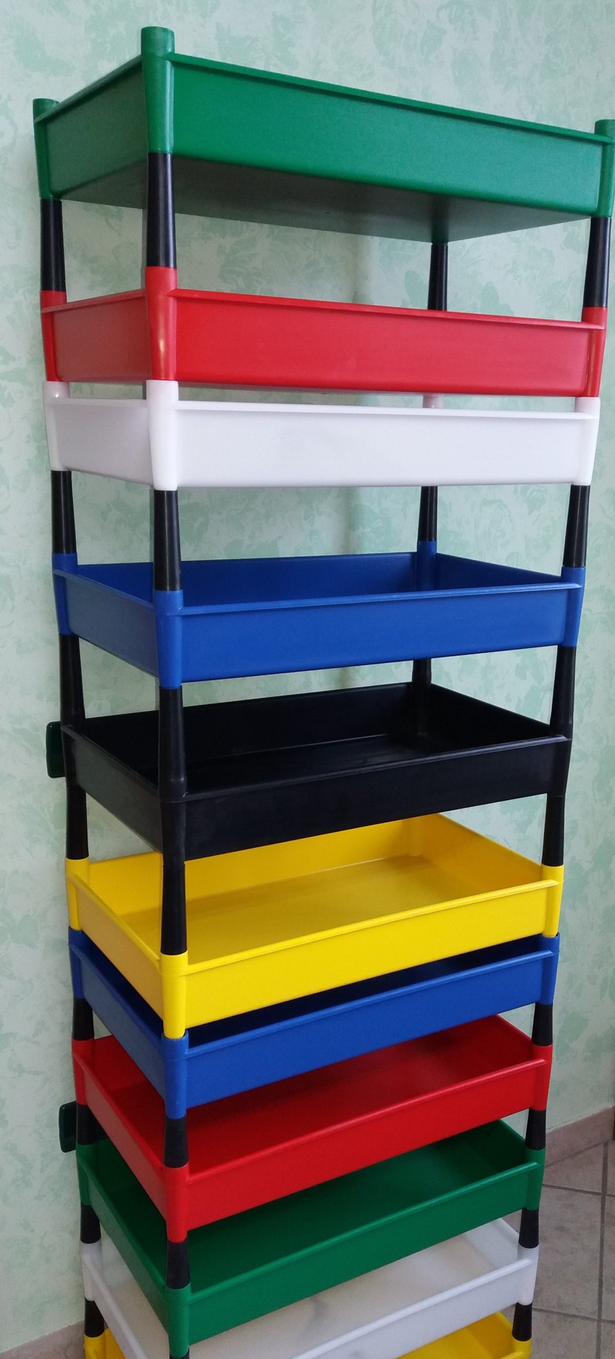 plastik rafli el arabalari