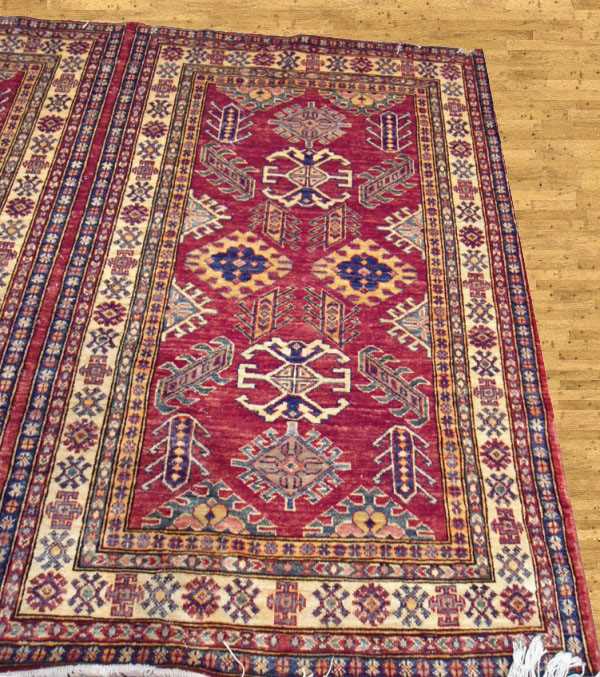 KAZAK Style Rugs / hand made carpets