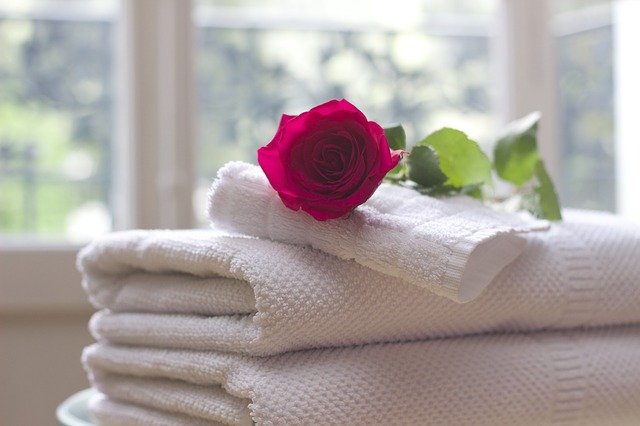 Hotel laundry cleaning: Our laundry collection service for our commercial customers