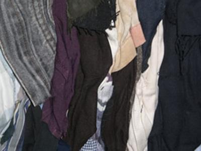 2nd hand clothing sale