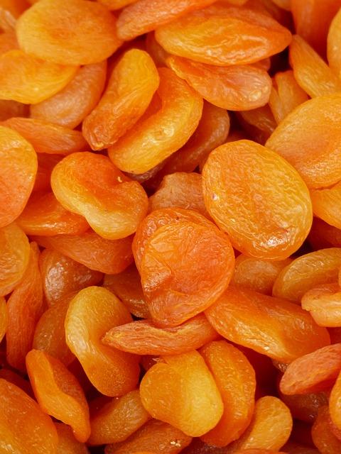 Dried apricot